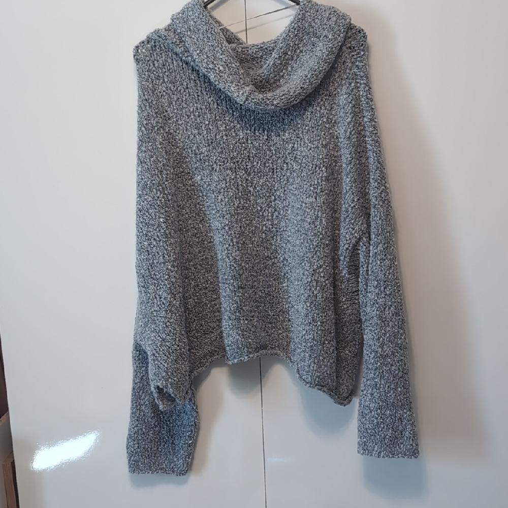 Free People BFF Gray Cowl Neck Slouchy Sweater Size Large - Picture 3 of 9